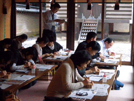 京都下鴨神社　篆刻体験02